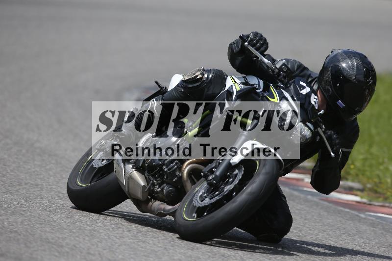 /Archiv-2024/29 12.06.2024 MOTO.CH Track Day ADR/Gruppe blau/76